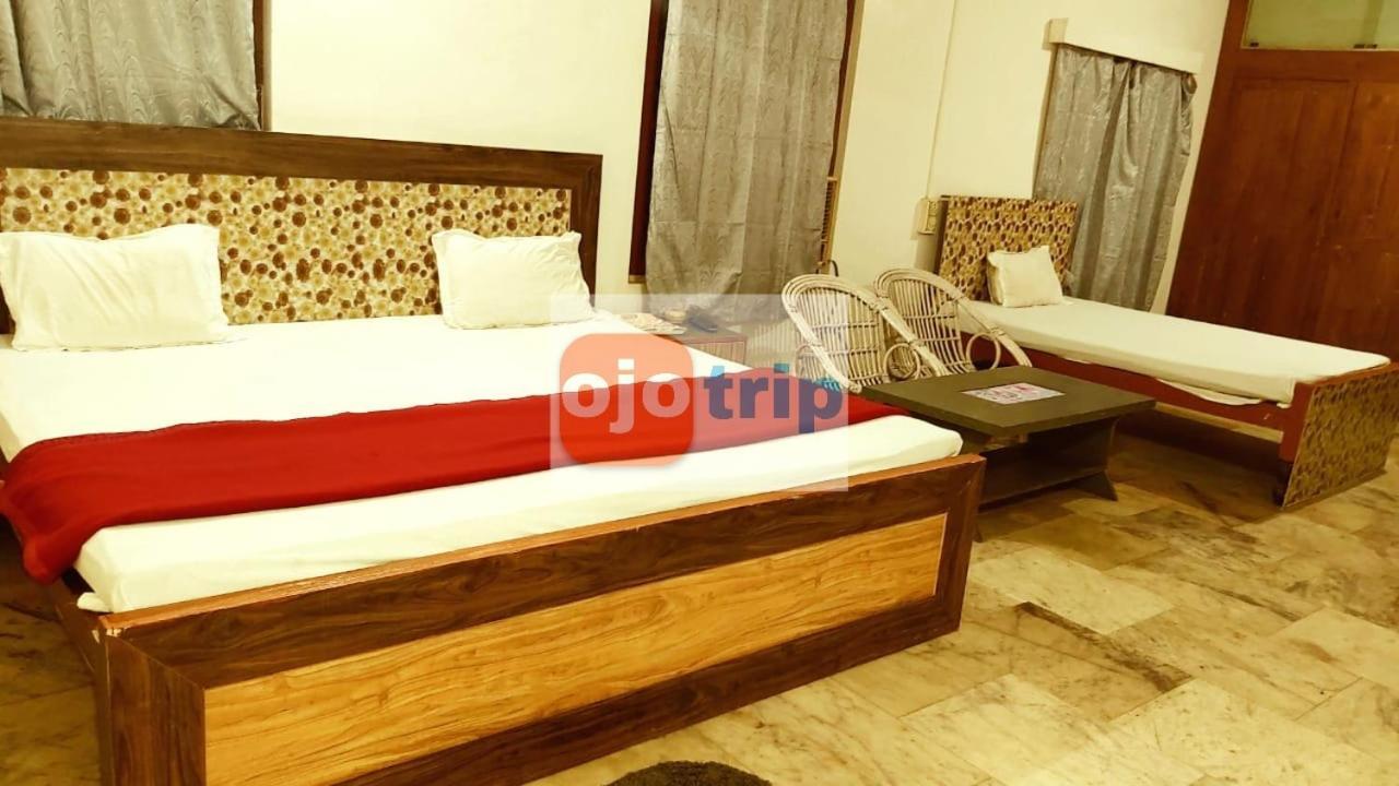 Hotel Well Inn Puri Buitenkant foto