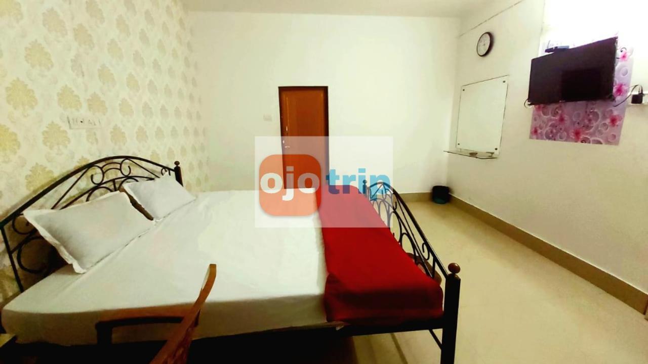 Hotel Well Inn Puri Buitenkant foto