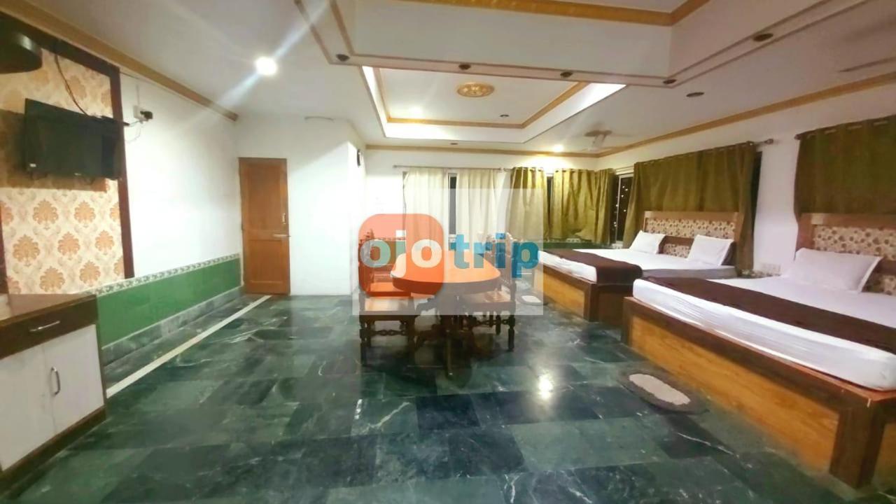 Hotel Well Inn Puri Buitenkant foto